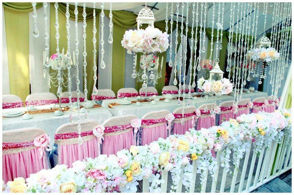 nhà rạp mầu hồng 2018