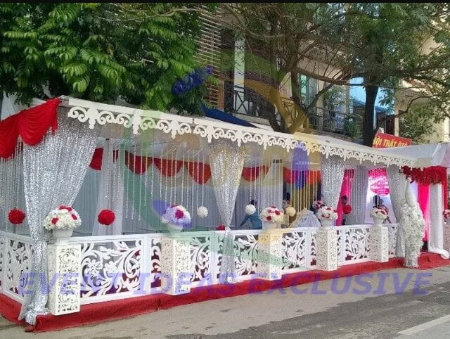 nhà rạp mầu vàng xen đỏ 2018