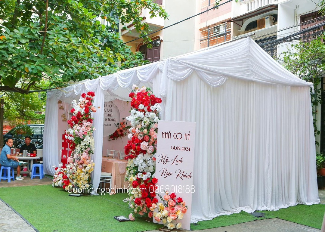 Mẫu rạp tông Đỏ với chữ Hỷ lớn