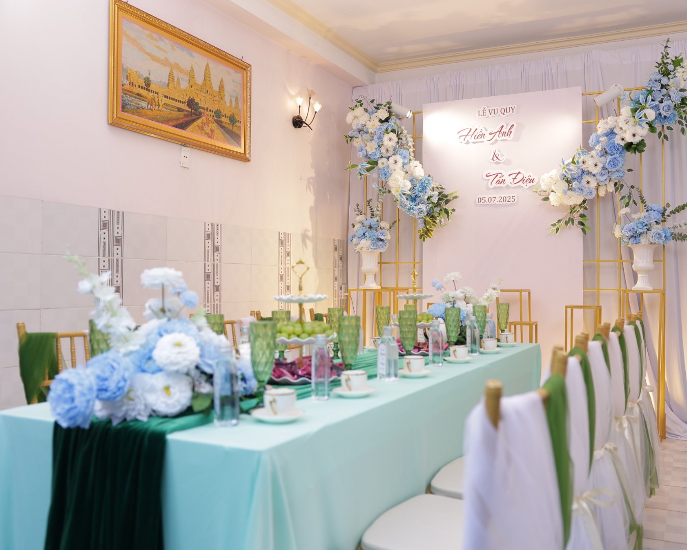 Bảng Giá Dịch Vụ Trang Trí Gia Tiên Trọn Gói Chuyên Nghiệp - Cưới Hỏi Ngọc Linh 2 trang tri gia tien 7